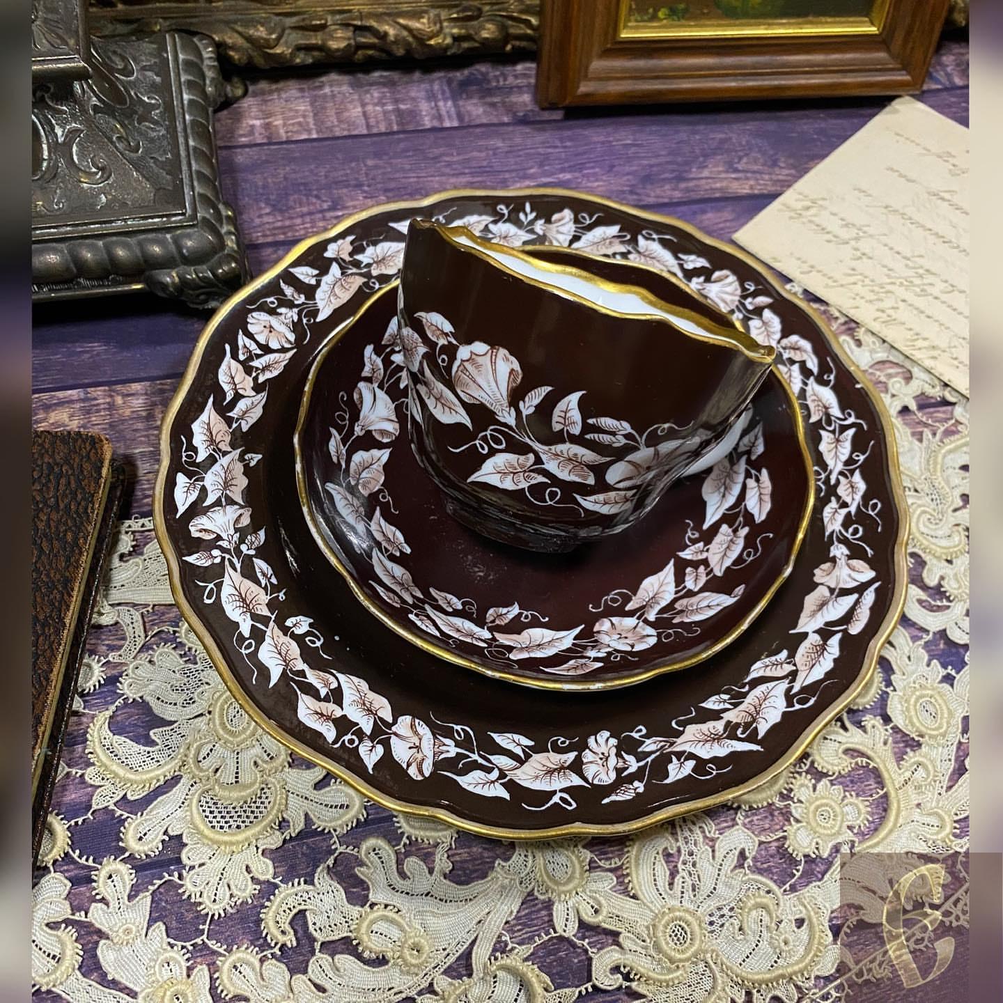 Старинное чайное трио