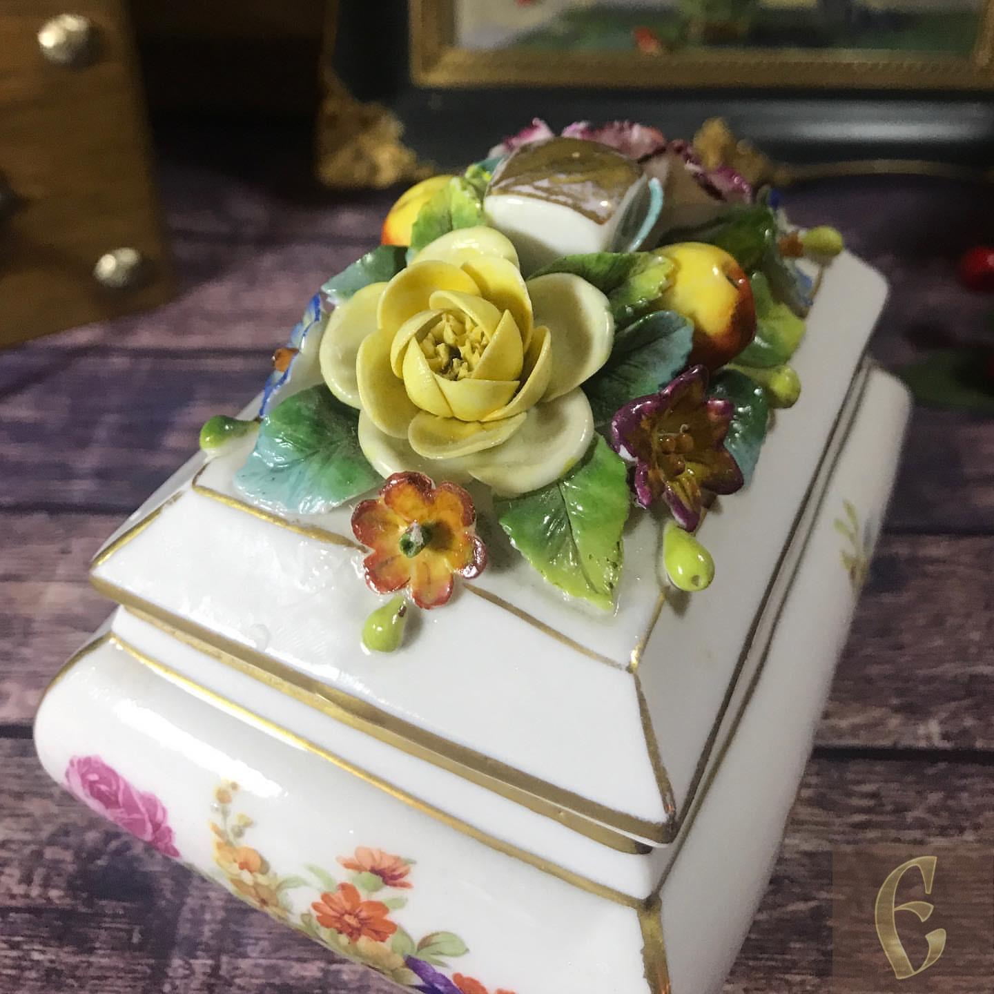 Шкатулочка Sitzendorf — изображение 2