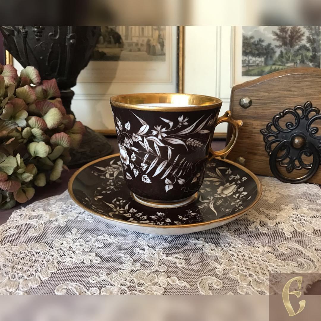 Старинная чайная пара
