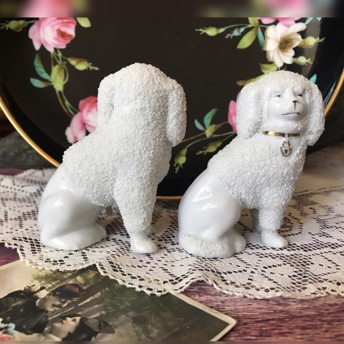 Старинная статуэтка