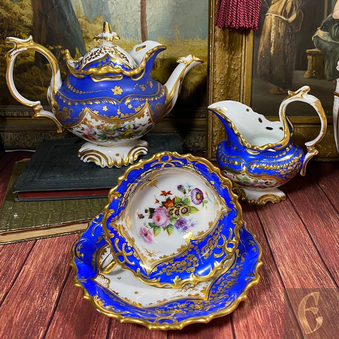 Старинный сервиз — изображение 3