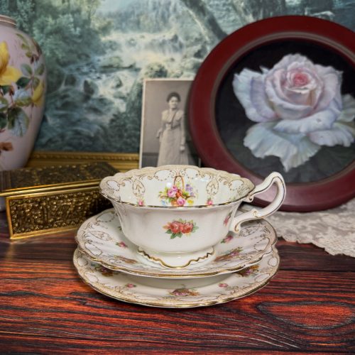 Чайное трио Royal Doulton